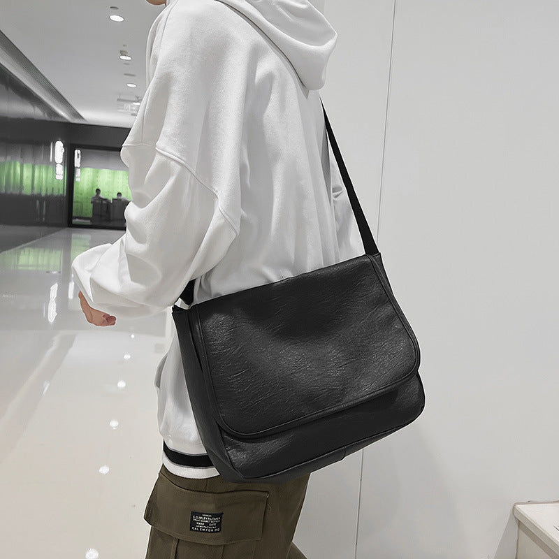 Men's British Style Vintage PU Leather Messenger Bag Crossbody For Street Retro Look