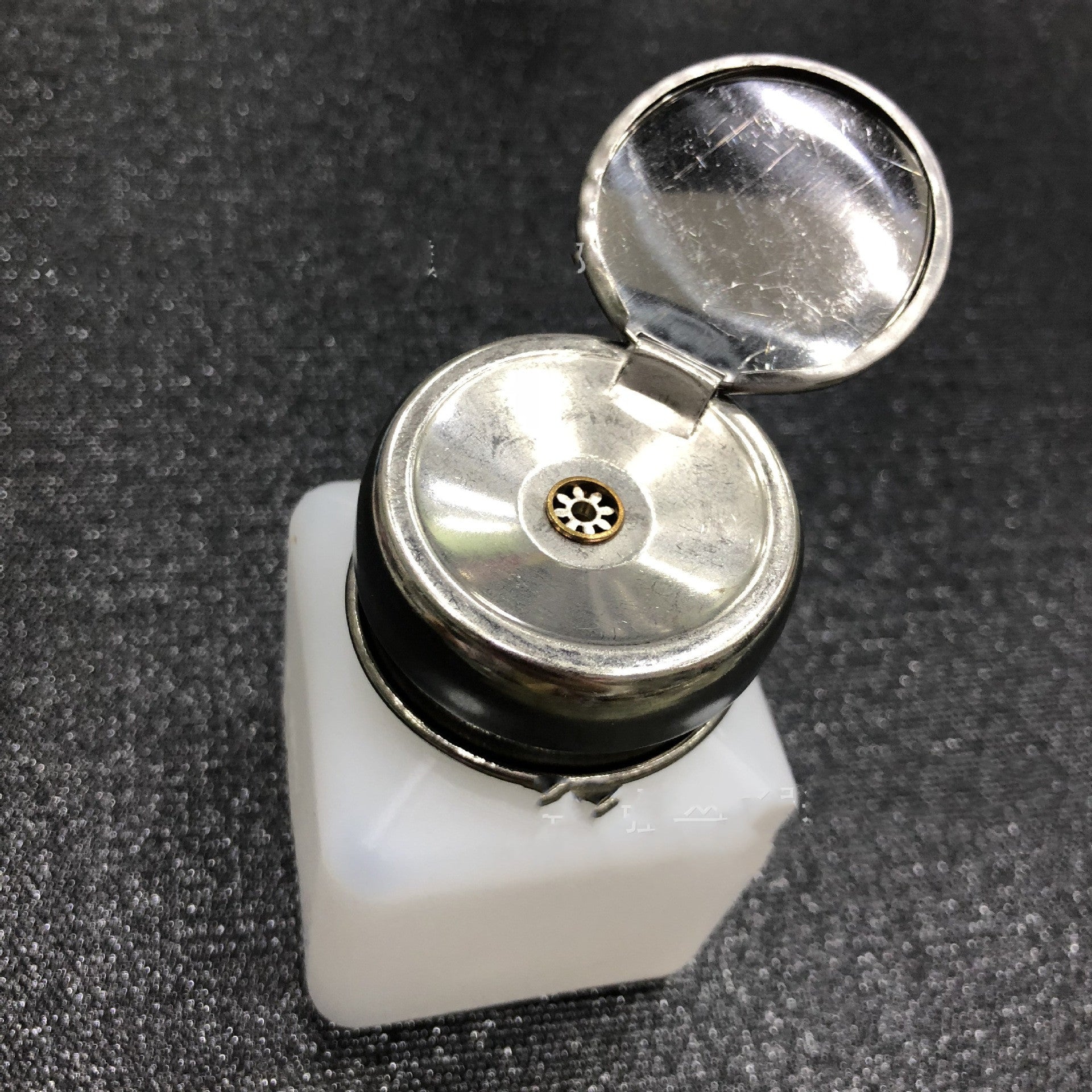Alcohol Bottle Dispenser - Press Type Liquor Pump Pourer