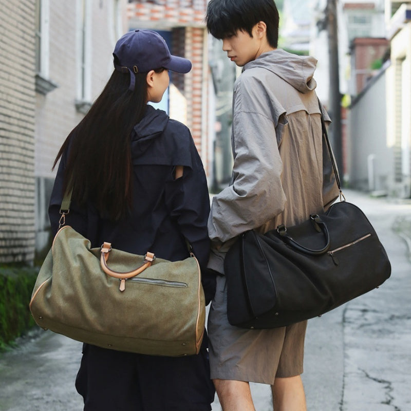 Large Capacity Fitness Unisex Nylon Messenger Bag Dry Wet Separation Lightweight Urban Style For Short Distance Use