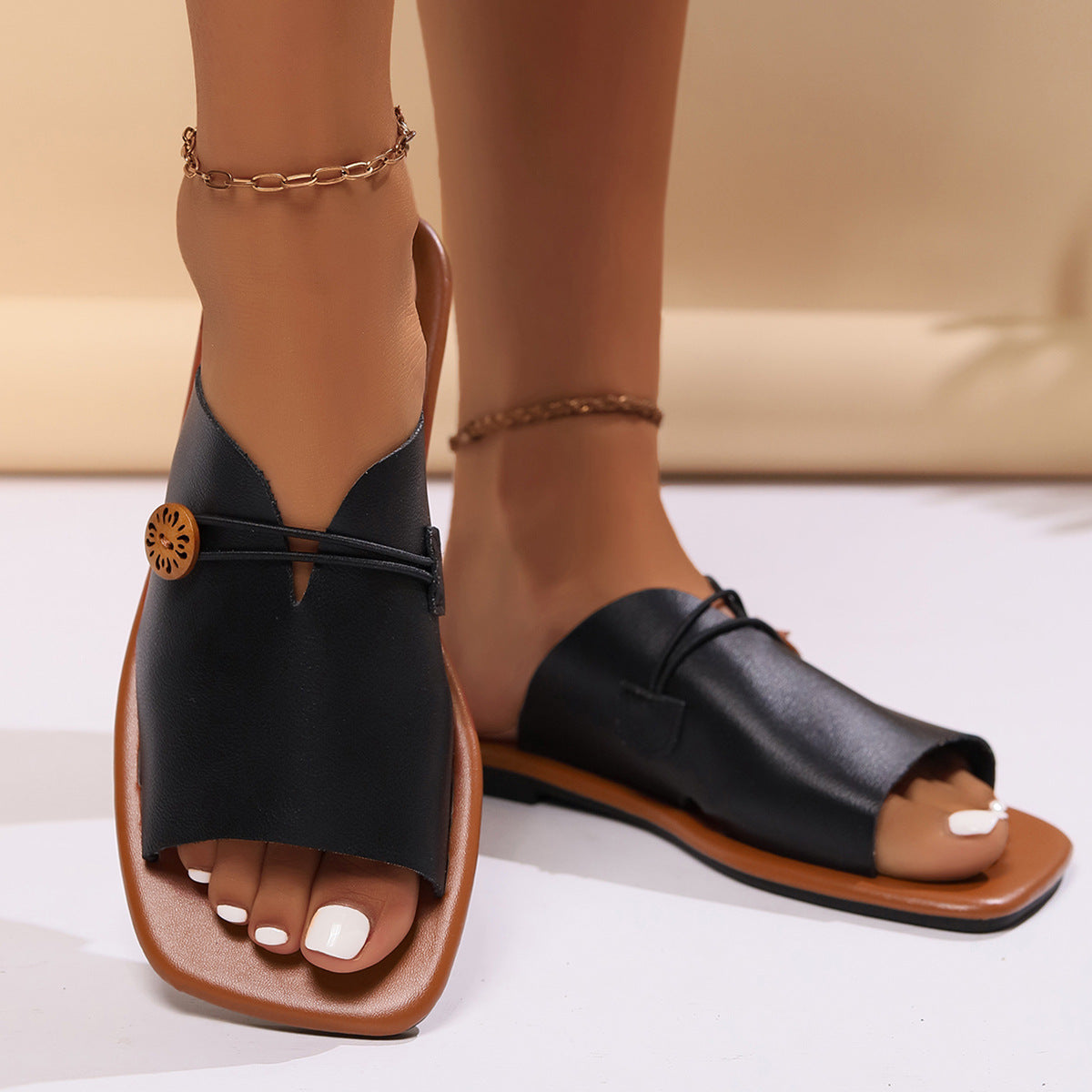 Flat Casual Retro Sandals - Women's Slip-On Summer Sandals
