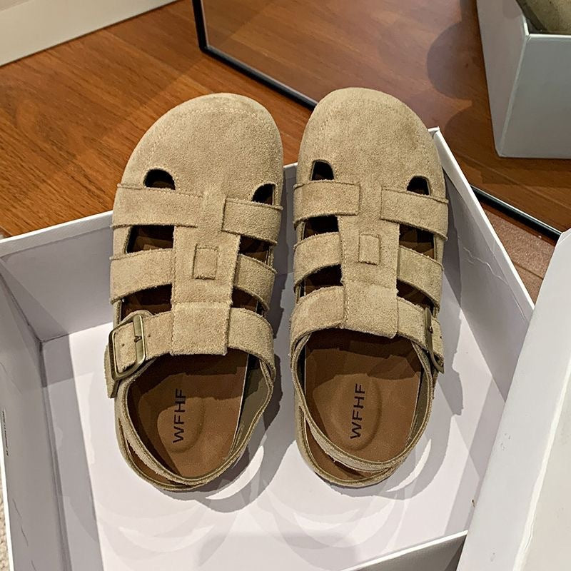 Retro Closed Toe Hollow-Out Sandals - Two-Way Design