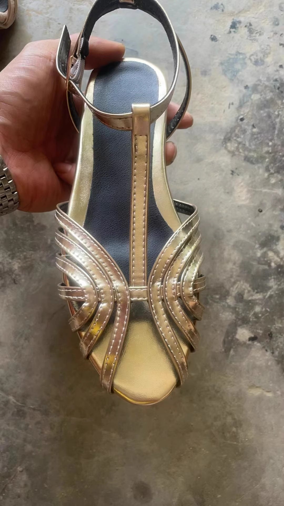 Summer Fashion Flat Peep Toe Ankle Buckle Sandals - Women's Hollow Gold Shoes