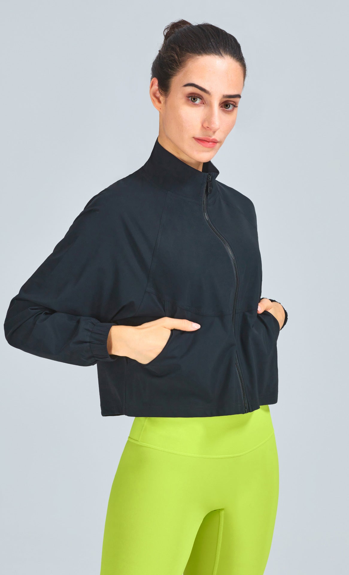 Loose Fit Casual Workout Jacket Long Sleeve Breathable Outerwear For All Seasons Nylon Lining