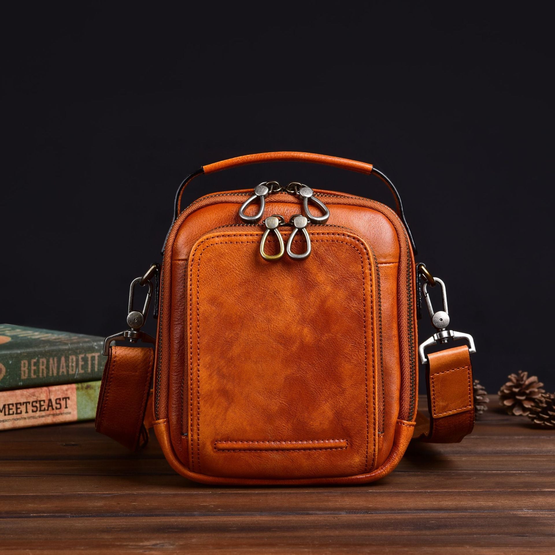 Genuine Leather Cowhide Retro Mens Messenger Bag Casual Everyday Travel with Single Shoulder Strap
