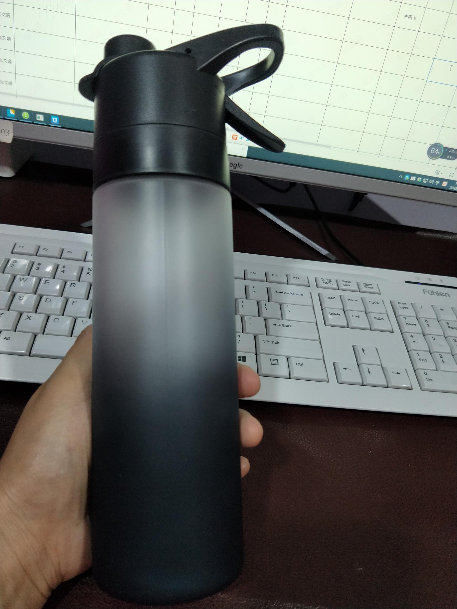 Sports Spray Water Bottle - 600ml Mist Bottle for Fitness & Outdoor Activities