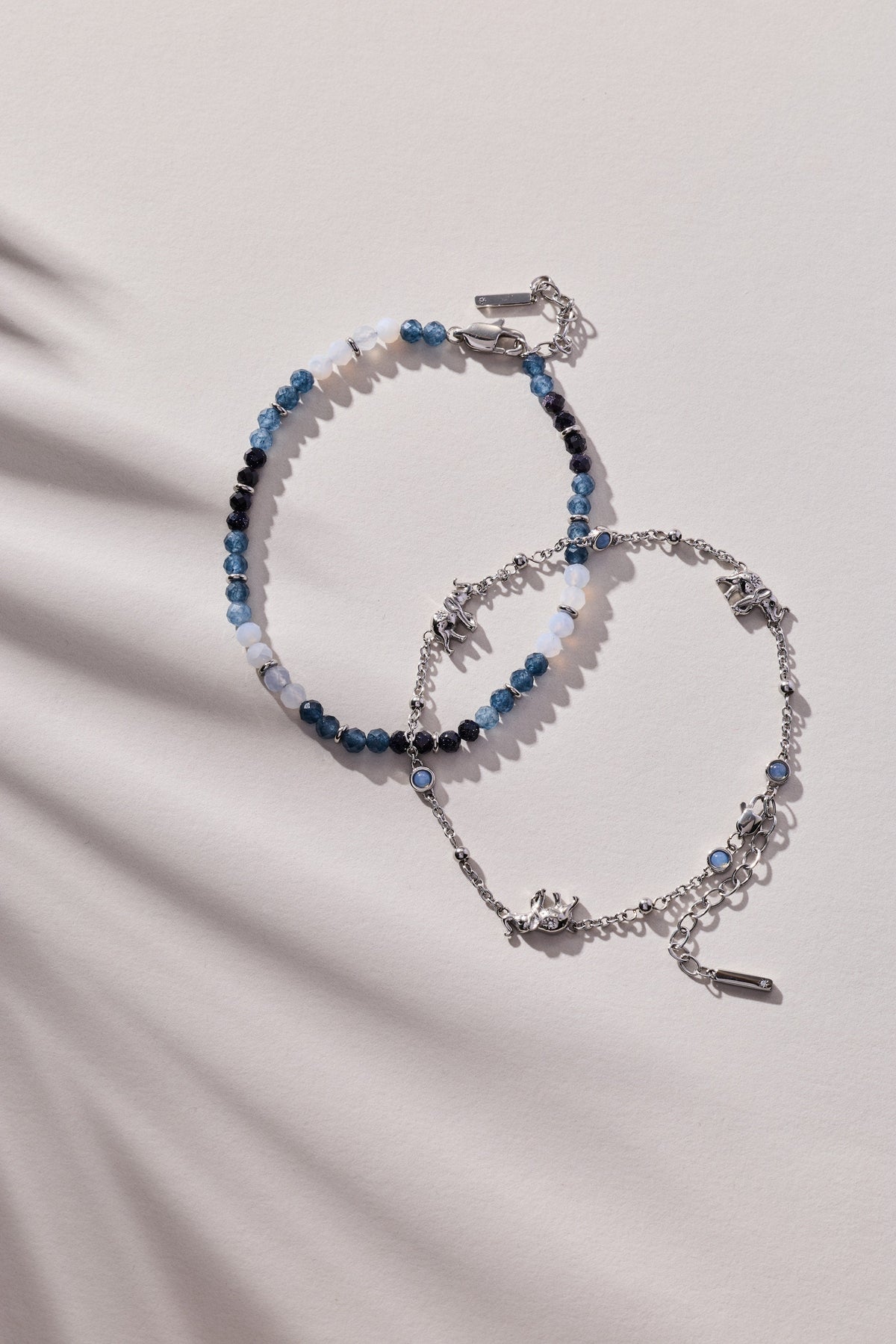 Blue ombre beaded anklet on silver chain, dark blue and light blue bead pattern