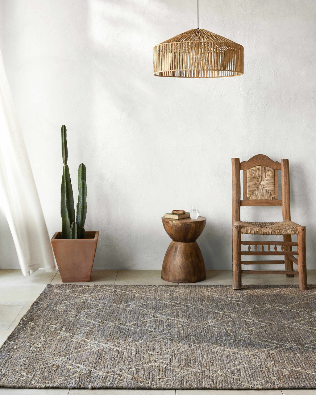 Ballyjamesduff Hand Woven Jute Area Rug – Natural Fiber, Beige & Charcoal