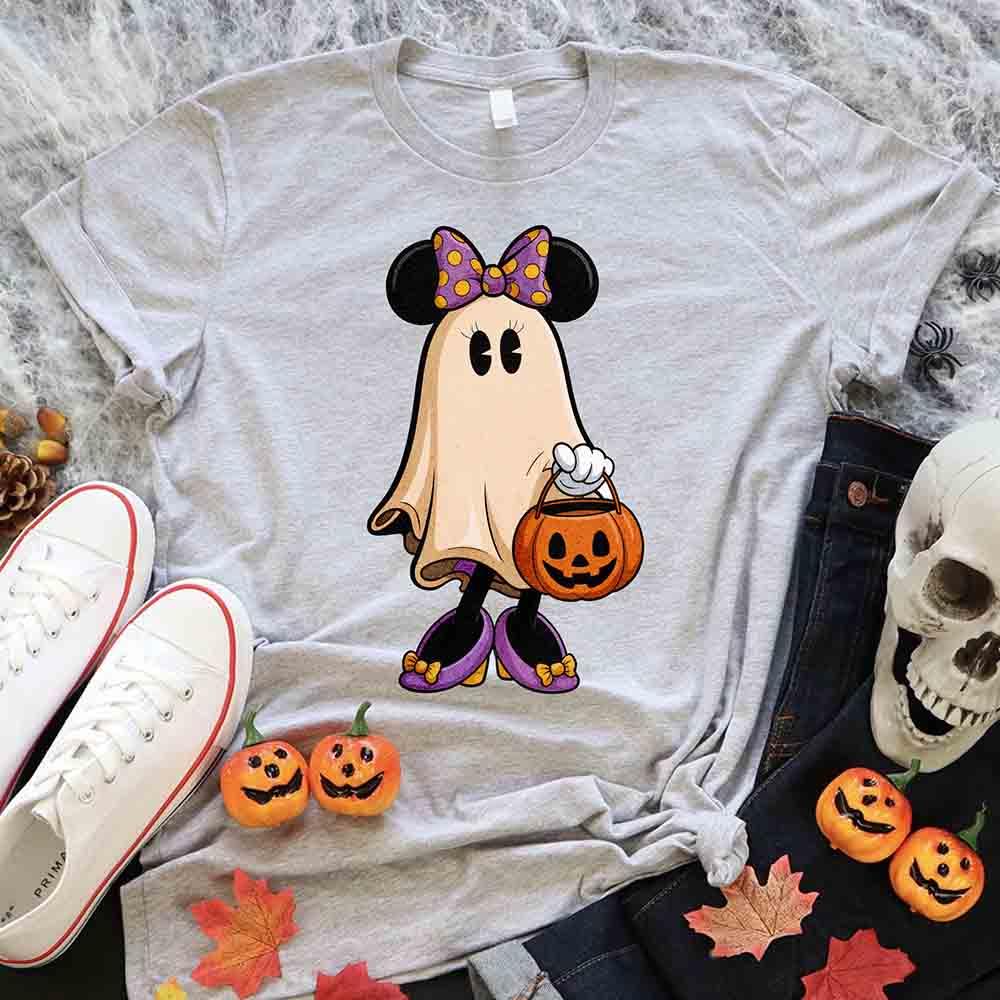 Light gray Halloween T-shirt with ghost holding jack-o'-lantern and small pumpkin graphics