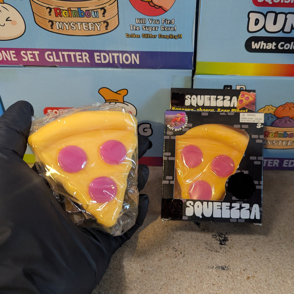 Pizza Wannabe Squeezza Squish (Gelatin Squish)