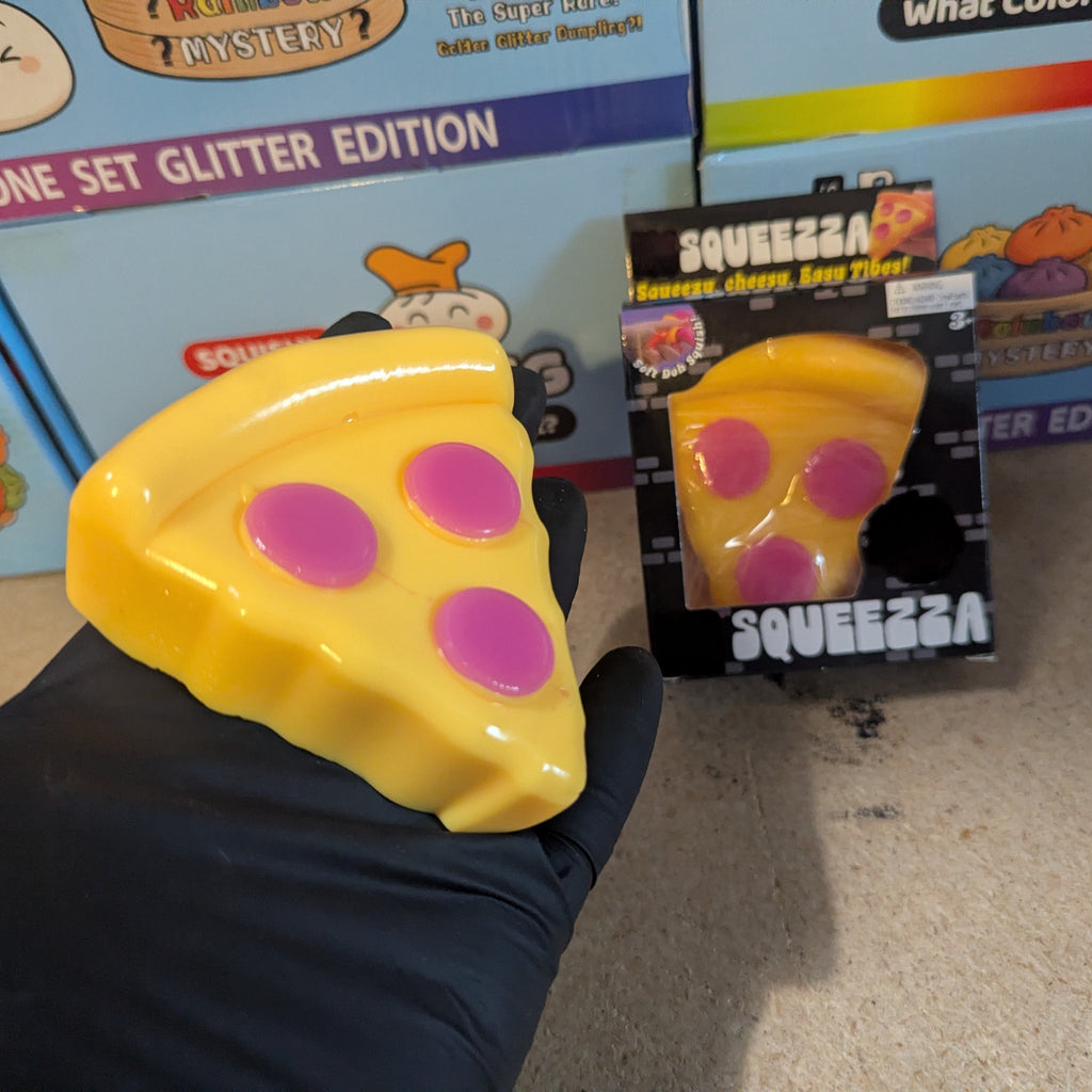 Pizza Wannabe Squeezza Squish (Gelatin Squish)
