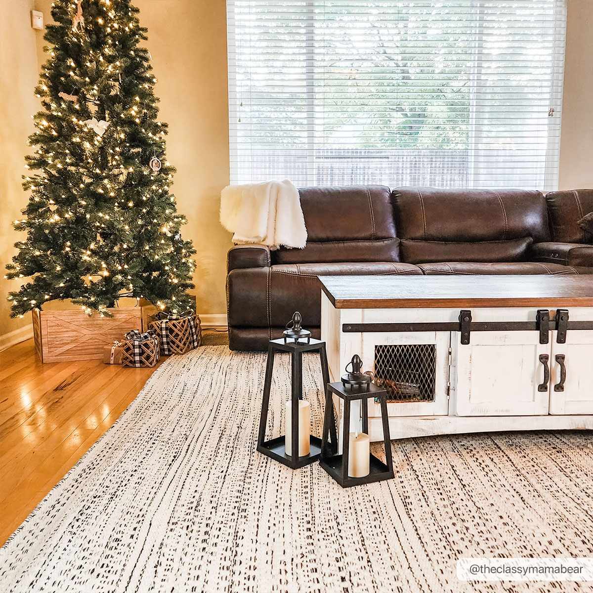 Williford Hand Woven Wool Area Rug – Cream & Black Bohemian