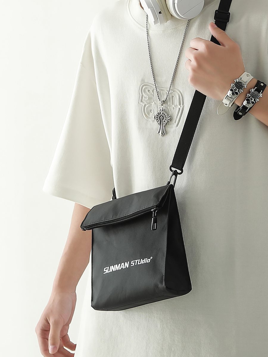 Simple All Match Messenger Bag Design Backpack Made From Polyester for Travel and Everyday Use with Street Trend