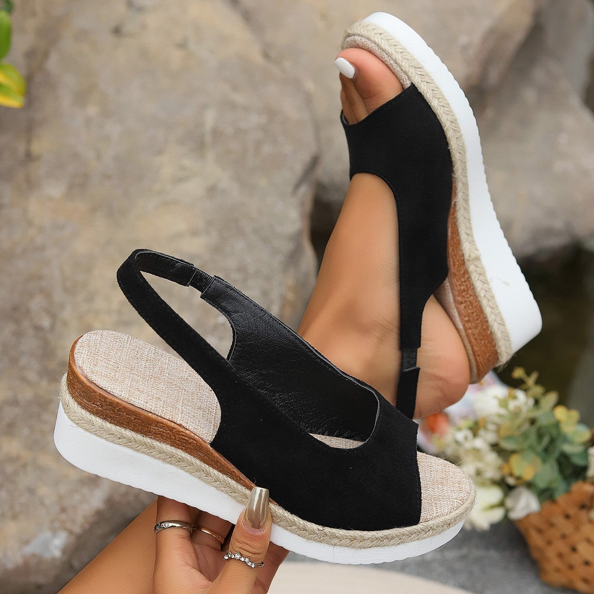 Plus Size Hemp Rope Cross Wedge Casual Sandals - Bohemian Style