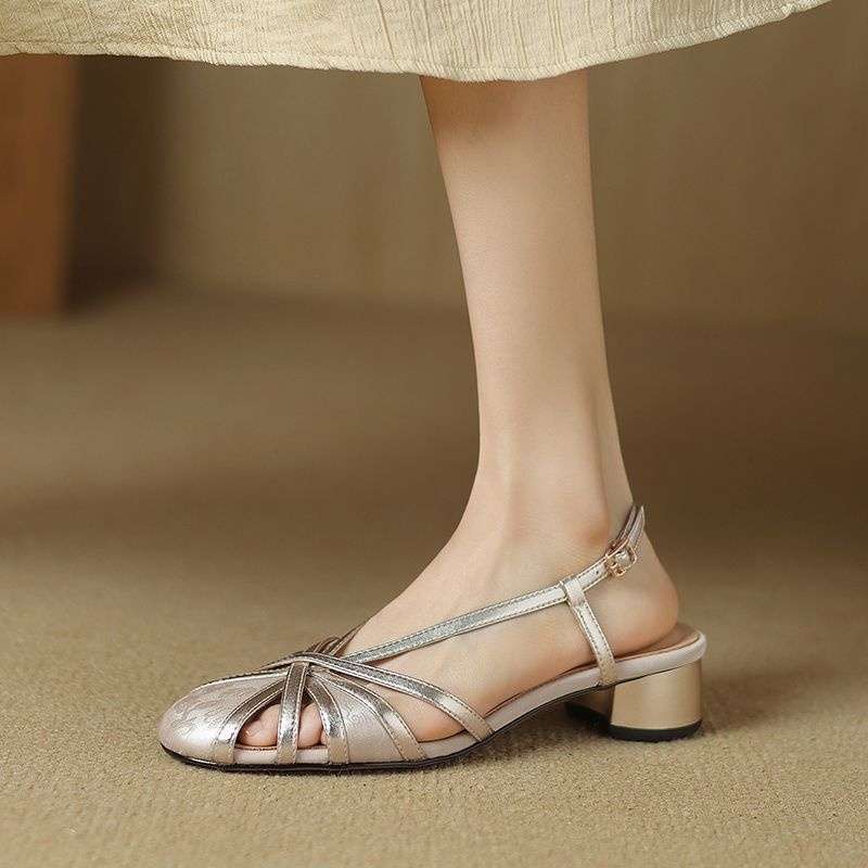 Retro Chinese Style Low Heel Sandals - Women's Round Head Chunky Heel Shoes