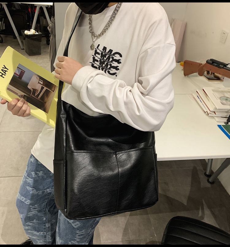 Trendy Cool Mens Crossbody Large Capacity Corduroy Black Casual Shoulder Bag for Business Travel