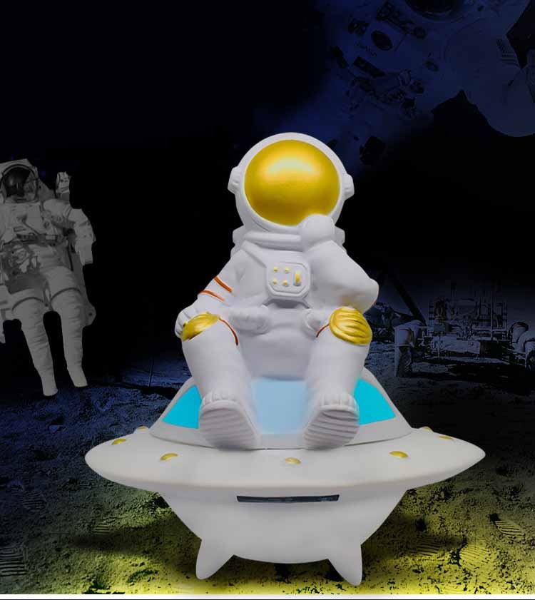Moon Light UFO Astronaut Wireless Bluetooth TWS Speaker 360 Stereo Sound FM 1200mAh TF Card Battery Gift Decoration
