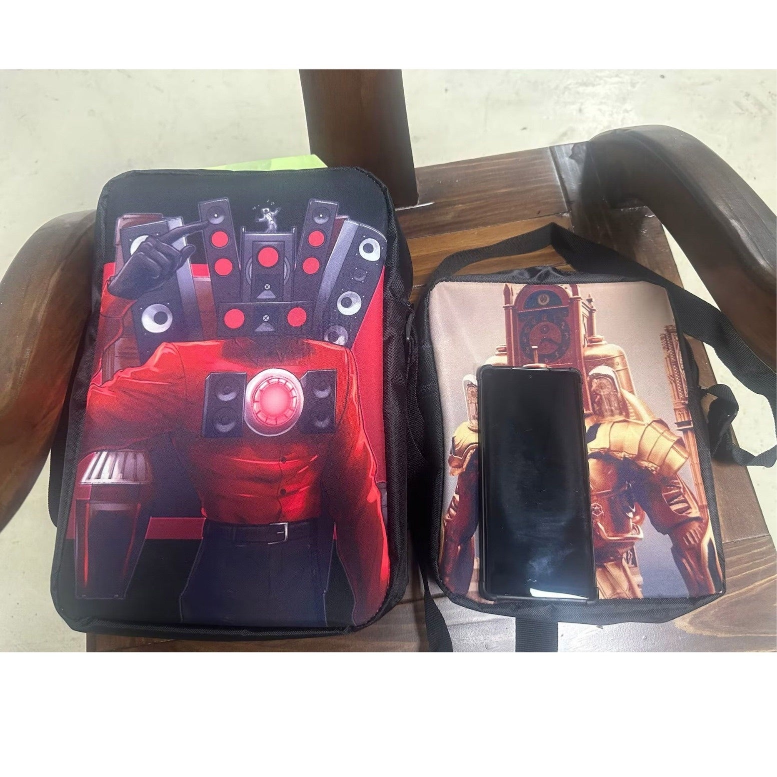 Butterfly Mushroom Nylon Crossbody Bag Lunch Bag for Daily Use Unisex Small Satchel with Zippered Interior