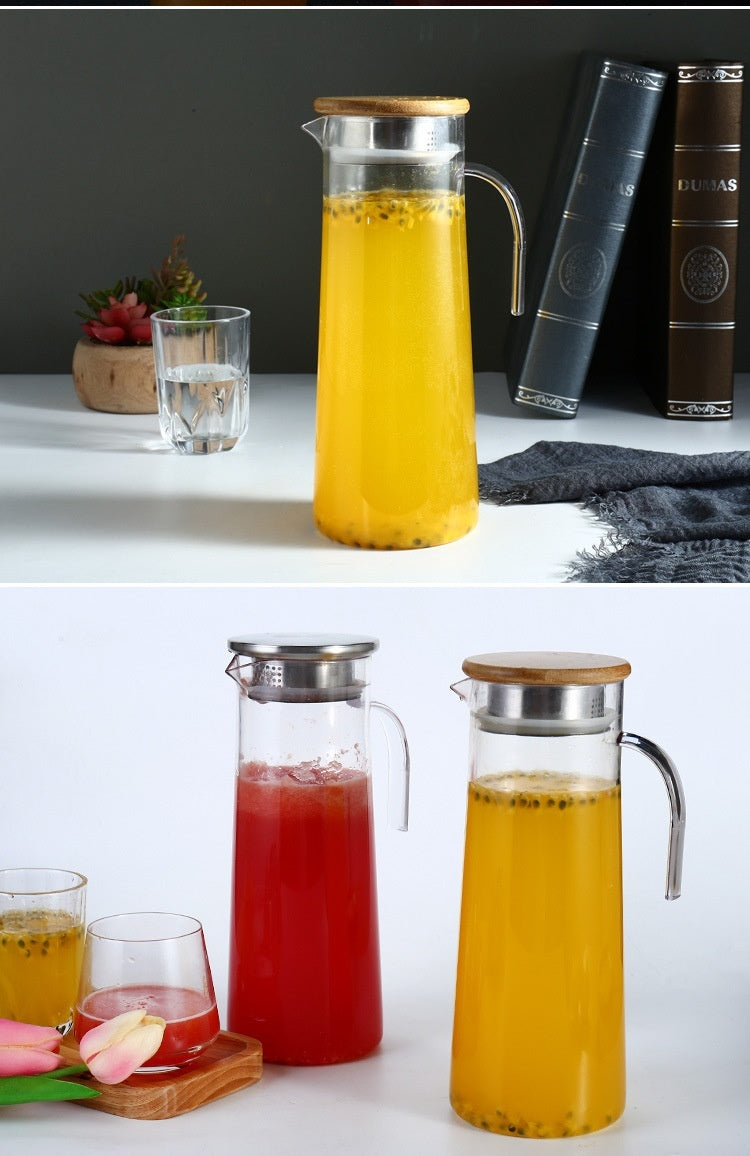 Transparent Acrylic Fruit Scented Cold Water Bottle - Modern Design