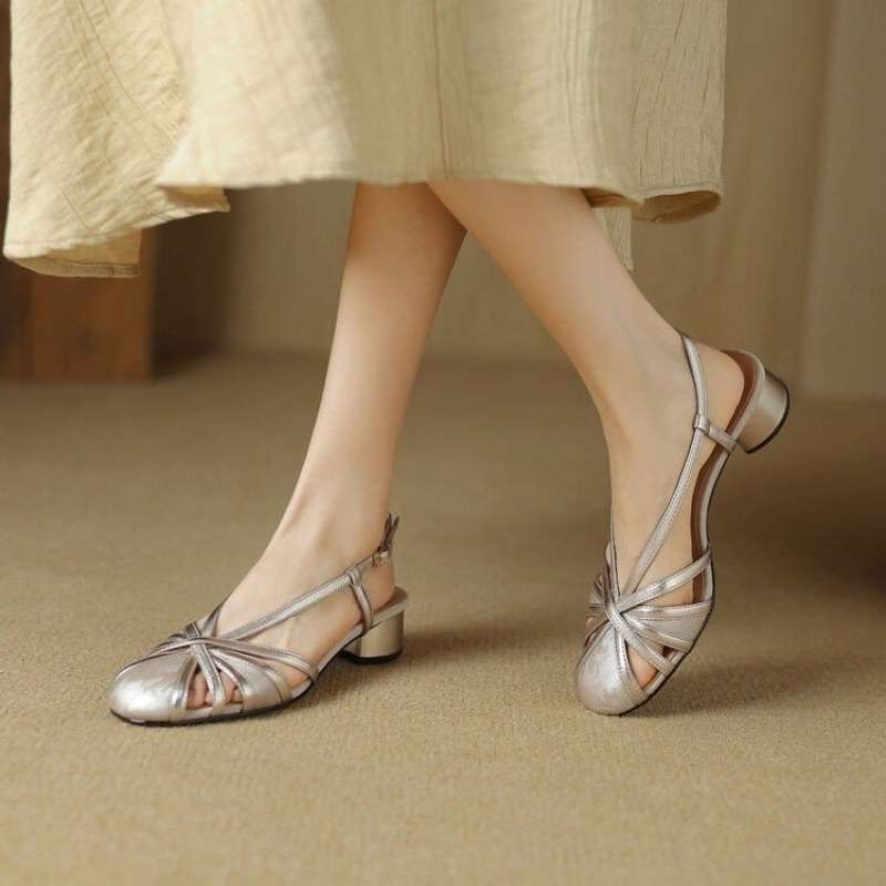 Retro Chinese Style Low Heel Sandals - Women's Round Head Chunky Heel Shoes