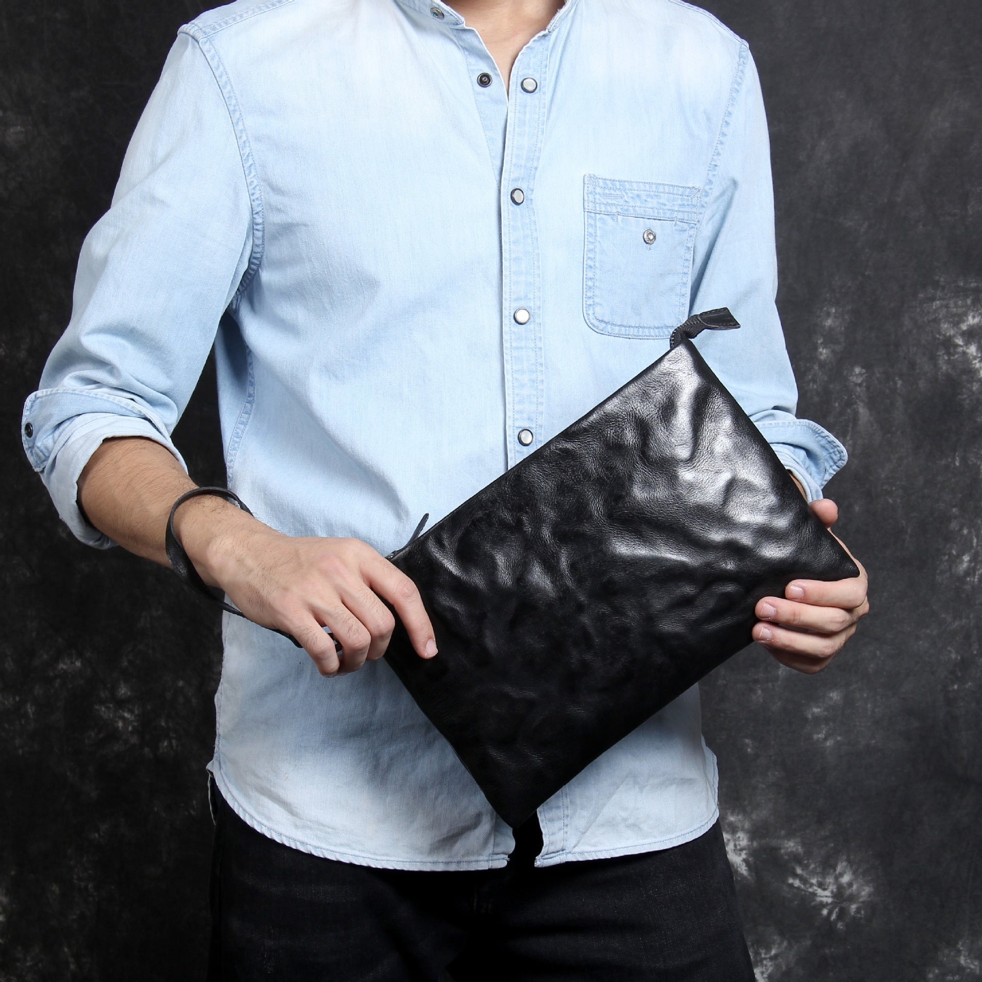 Mens Genuine Leather Envelope Bag First Layer Cowhide Large Capacity Handheld Retro Style For Office