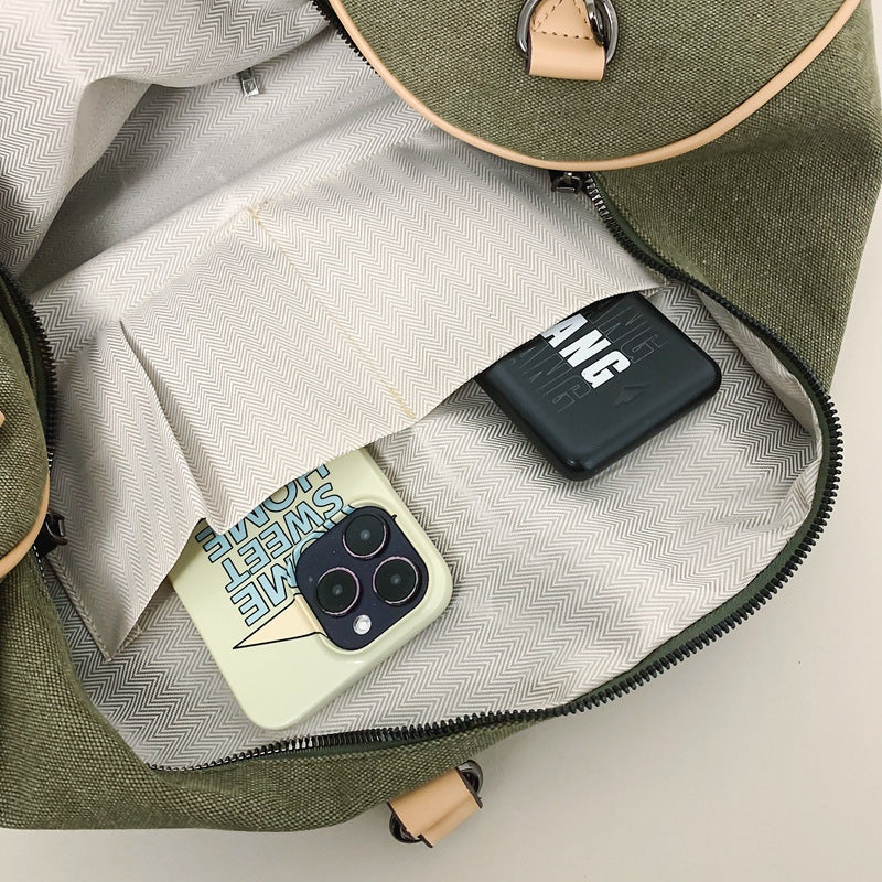 Large Capacity Fitness Unisex Nylon Messenger Bag Dry Wet Separation Lightweight Urban Style For Short Distance Use