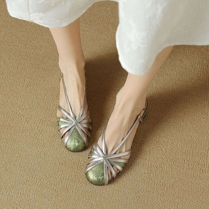 Retro Chinese Style Low Heel Sandals - Women's Round Head Chunky Heel Shoes