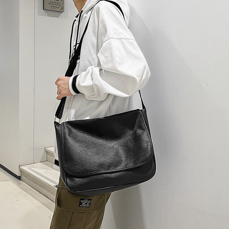 Men's British Style Vintage PU Leather Messenger Bag Crossbody For Street Retro Look