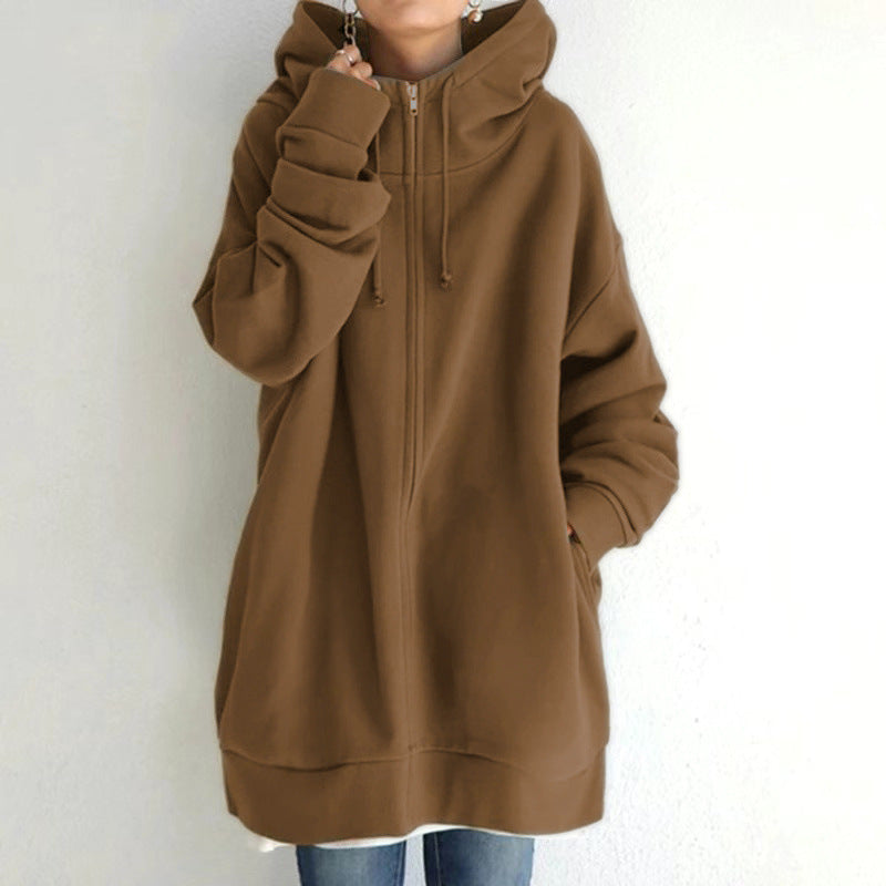 Women’s oversized hooded zip coat in brown, long sleeves with front zipper and pockets