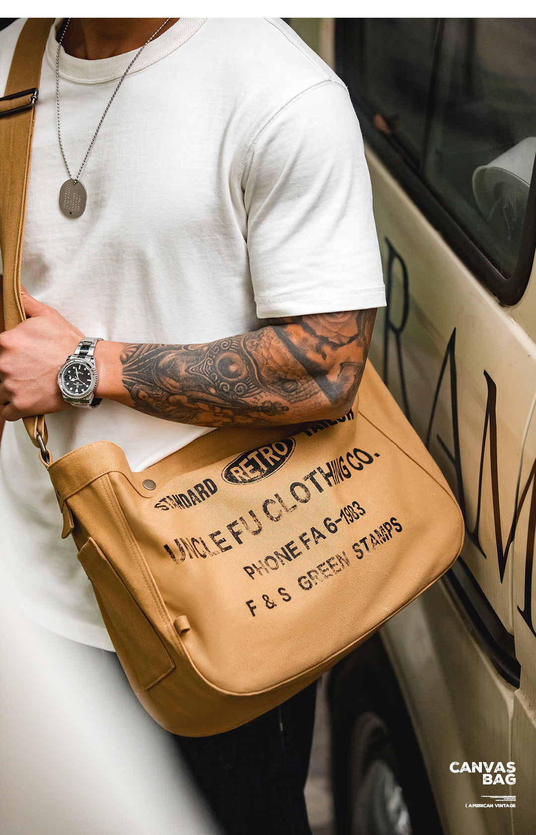 Retro Large Capacity Newsboy Crossbody Bag Apricot Yellow Cotton Canvas Messenger Bag