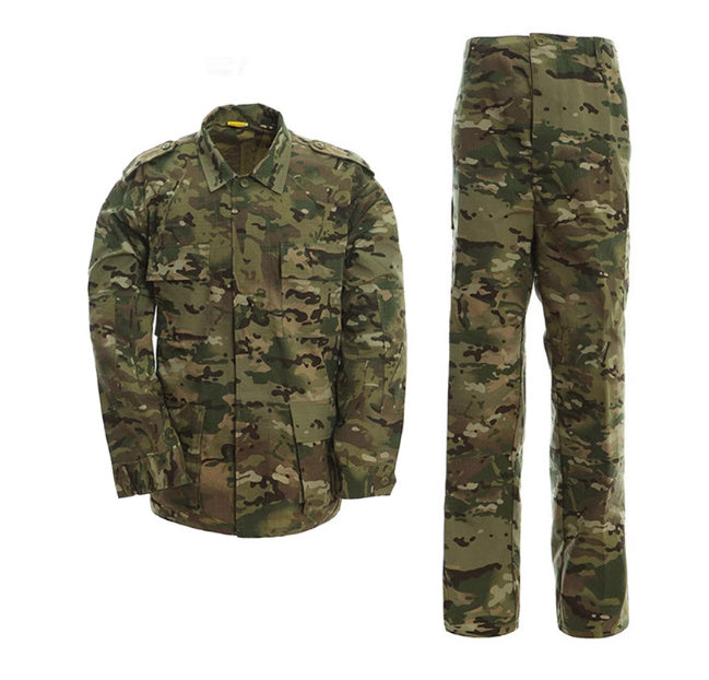 A Replica Of The American Four-color Camouflage BDU Suit Set
