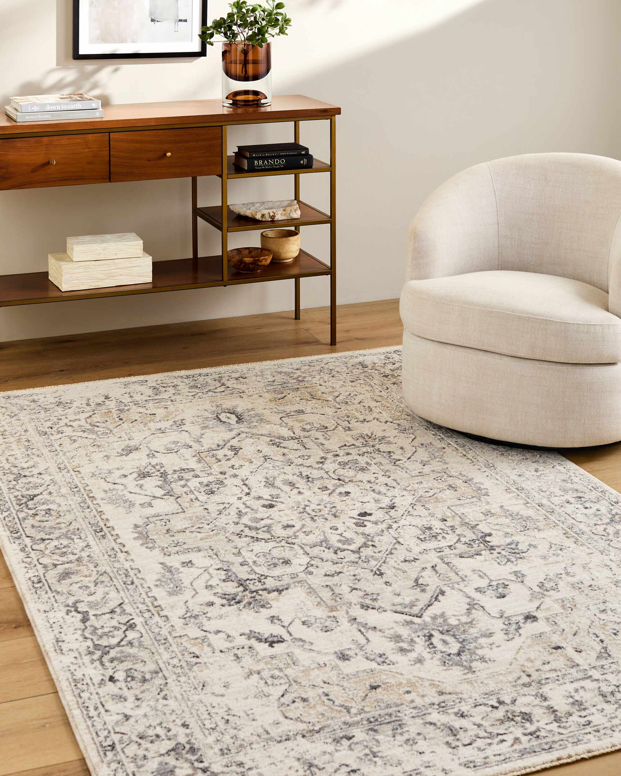 Alissa Cream Traditional Medallion Area Rug
