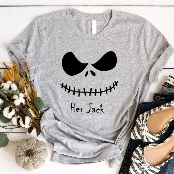 Grey Halloween tee with skull face graphic and handwritten text “Her Jack”
