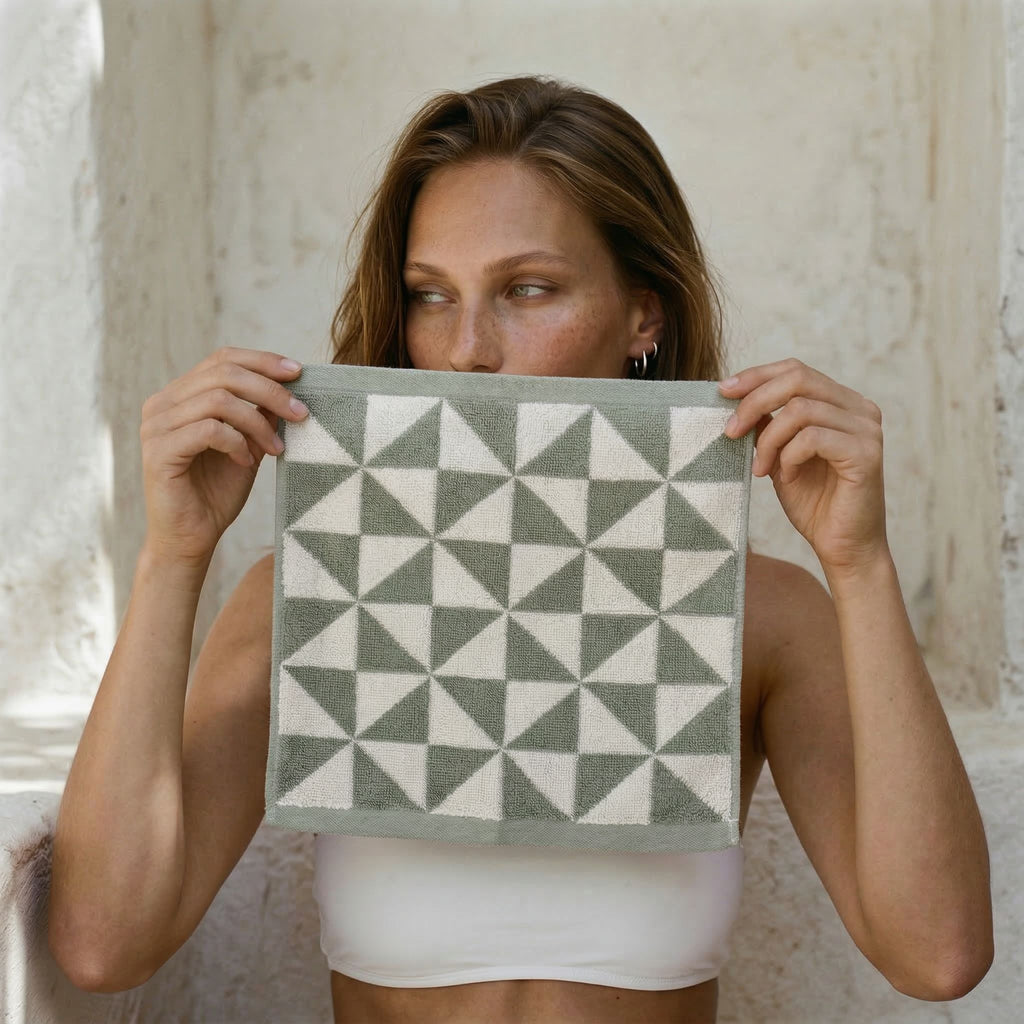 Umbra Cotton Beach Towel